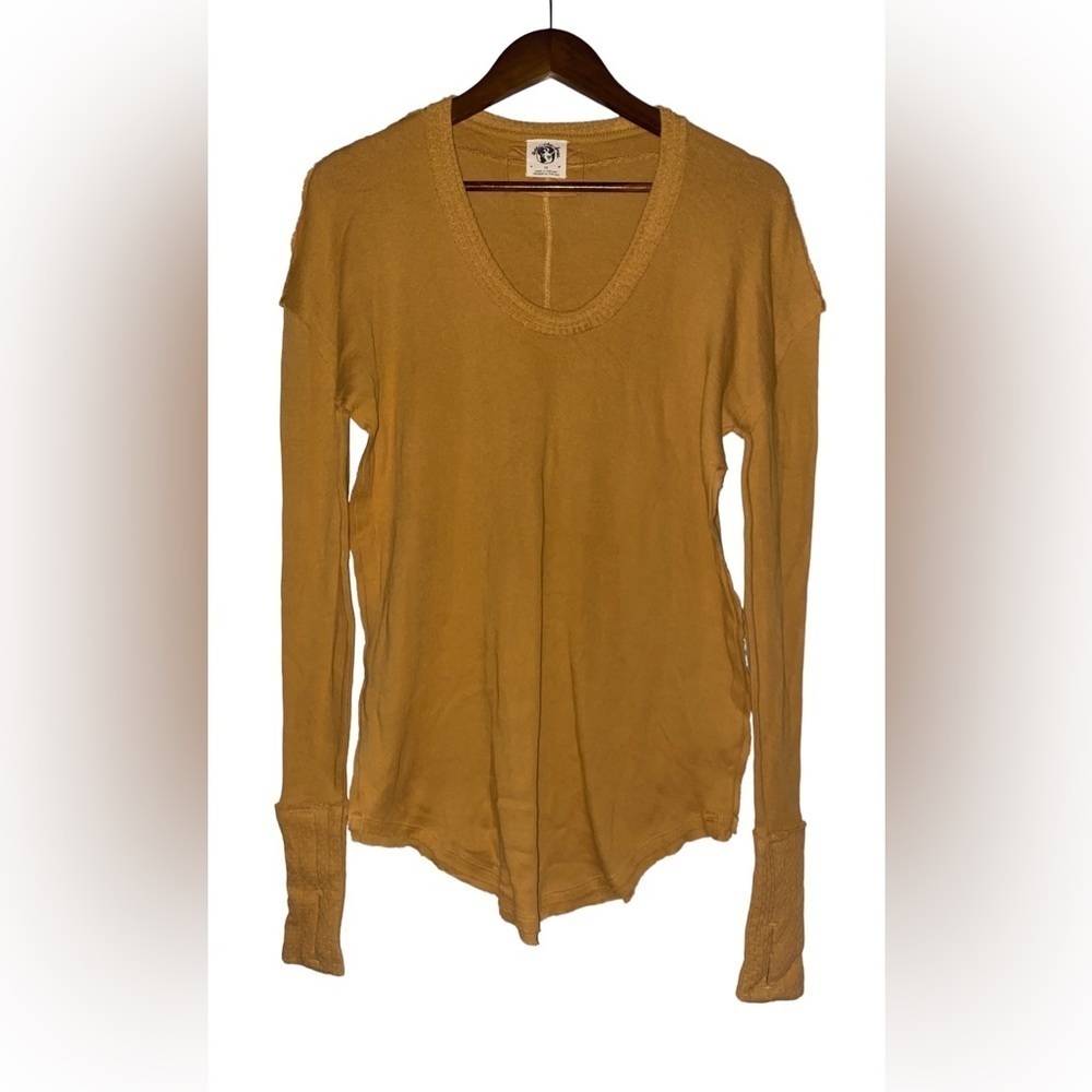 We The Free Colby Tee Shirt Long Sleeves Thumbholes Women XS Casual